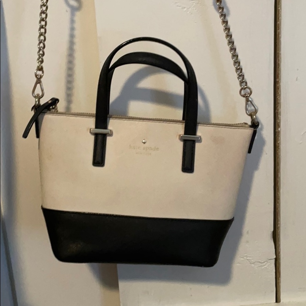 Black and white Kate spade purse